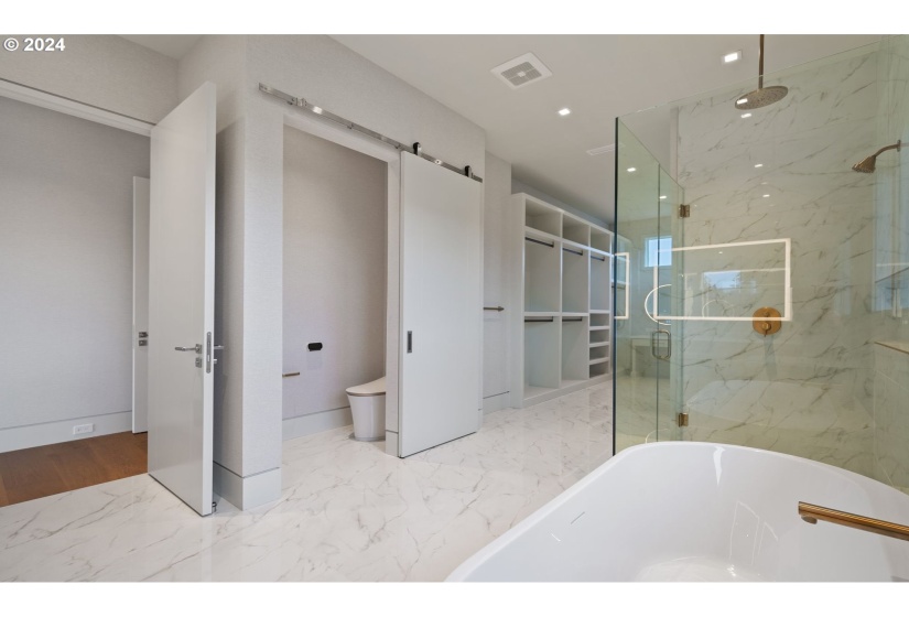 4 Bedrooms Bedrooms, 9 Rooms Rooms,3 BathroomsBathrooms,Single Family Residence,For Sale,0,785890941