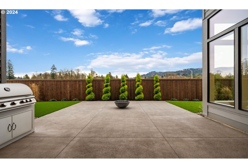 4 Bedrooms Bedrooms, 9 Rooms Rooms,3 BathroomsBathrooms,Single Family Residence,For Sale,0,785890941