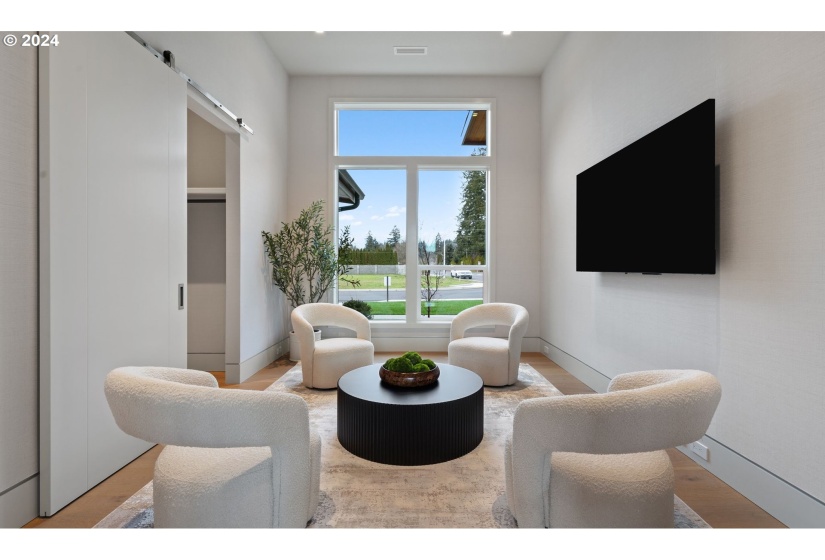 4 Bedrooms Bedrooms, 9 Rooms Rooms,3 BathroomsBathrooms,Single Family Residence,For Sale,0,785890941