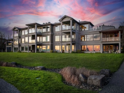 2 Bedrooms Bedrooms, 6 Rooms Rooms,3 BathroomsBathrooms,Condominium,For Sale,0,785890942